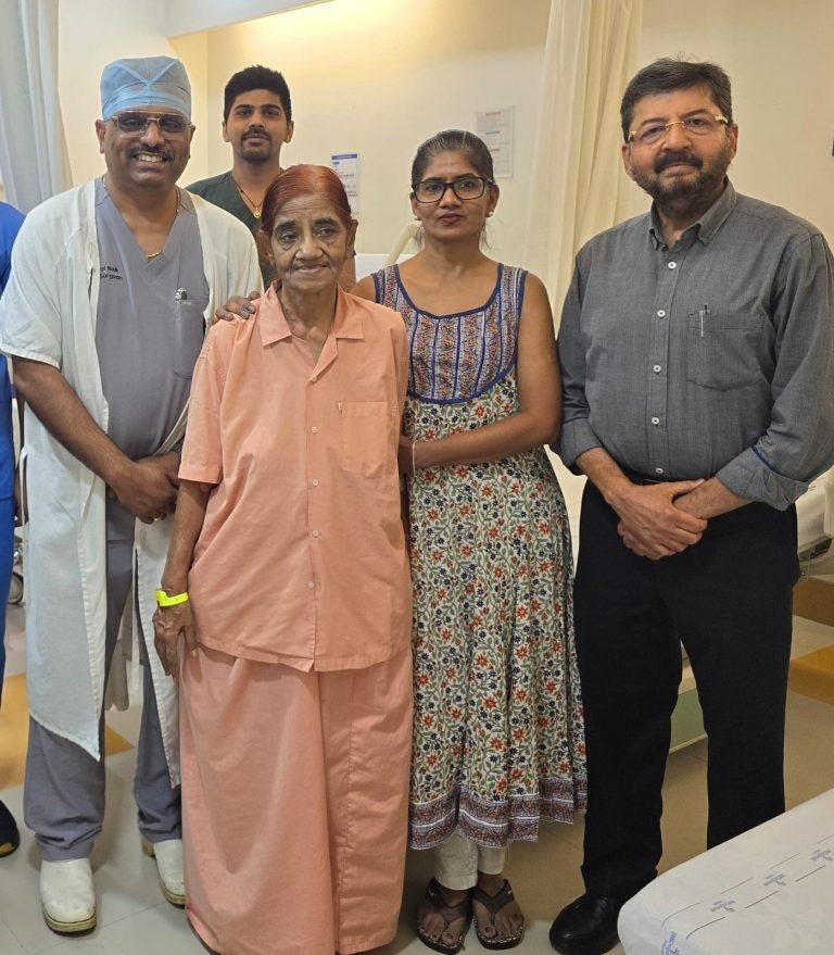 मैरिंगो सीआईएमएस हॉस्पिटल ने गुजरात के पहले नॉन-सर्जिकल डबल वॉल्व रिप्लेसमेंट टीएमवी आर+ टीएवीआर का सफलतापूर्वक संचालन किया