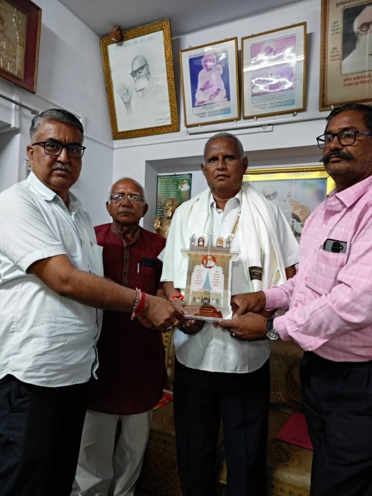 रुप रजत  नाडोल में किया कलश स्थापित