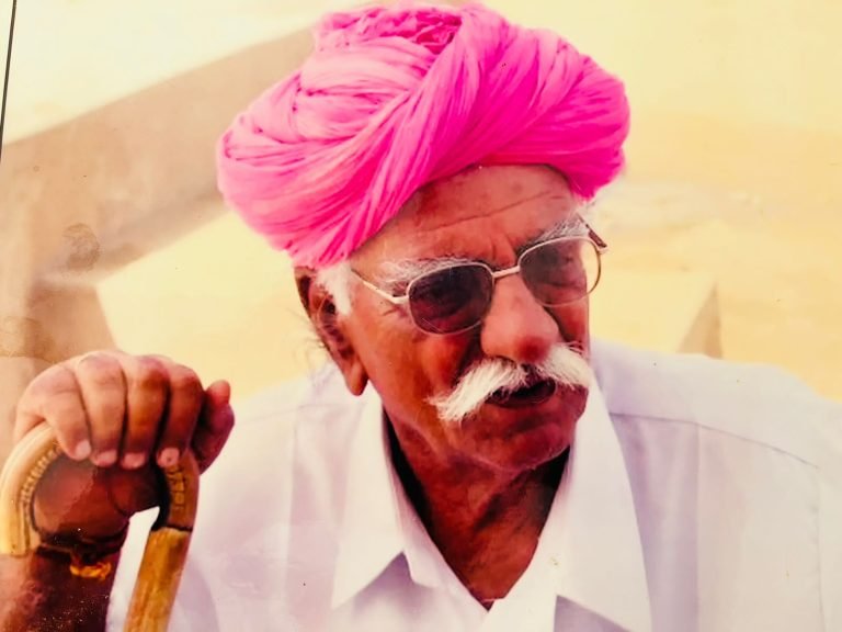 पूर्व प्रधान भाटी का निधन