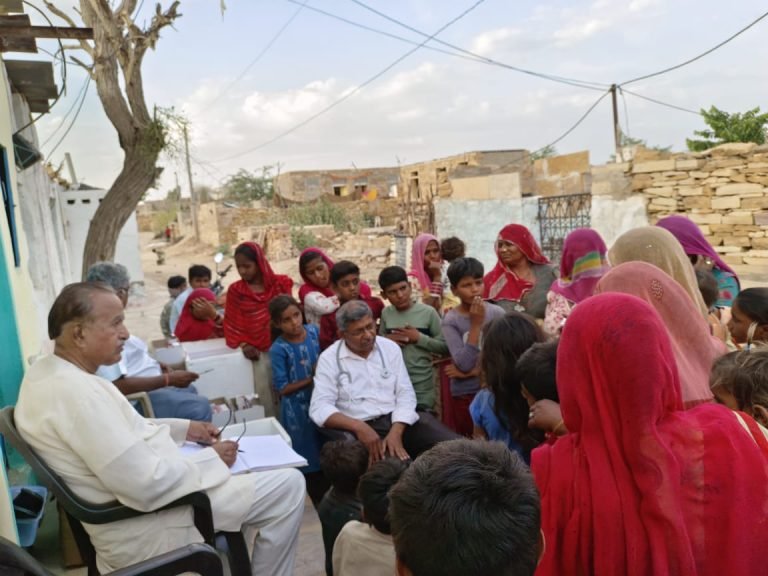 सेवा भारती द्वारा सिन्धू बस्ती किषनघाट में चिकित्सा षिविर सम्पन्न