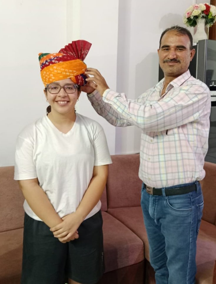 निधि लखावत को शुभकामनाएं दी