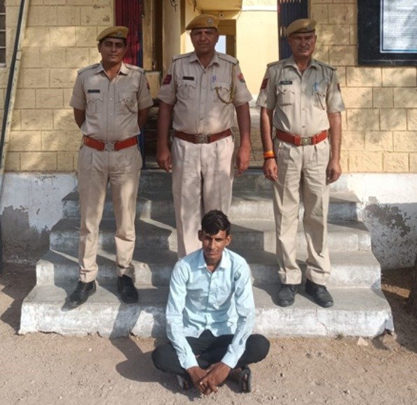 वृताधिकारी वृत पोकरण द्वारा दुष्कर्म के प्रकरण में मुजरिम को किया गिरफ्तार