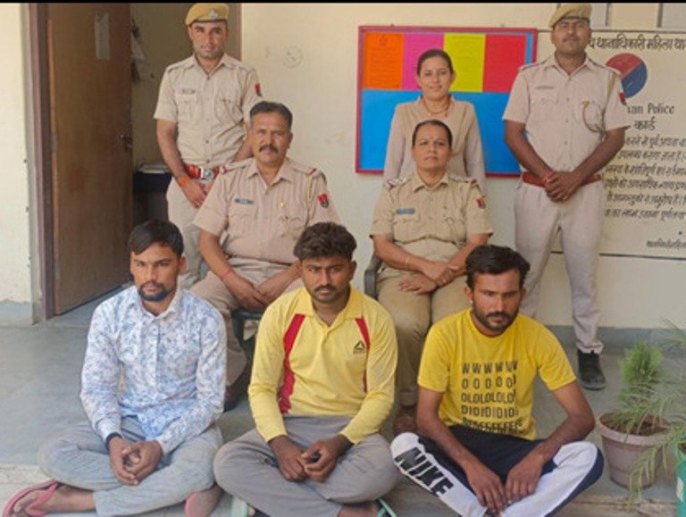 पोक्सो एक्ट के प्रकरण में तीन मुजरिम गिरफ्तार