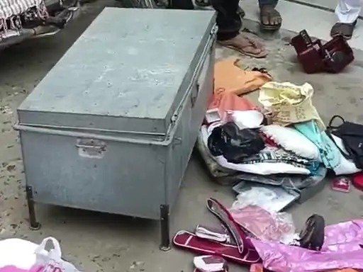 सूने मकान से लाखों के जेवरात और नगदी चोरी
