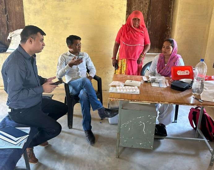 एमसीएचएन दिवस पर बच्चों व गर्भवती महिलाओं का किया गया टीकाकरण