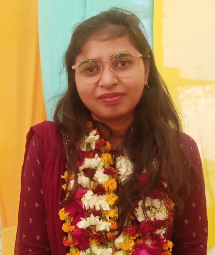 नीतूसिंह मीणा पुत्री अशोक मीना देसूरी RAS अंतिम रूप से तहसीलदार बनने के लिए देसूरी क्षेत्र में खुशी की लहर