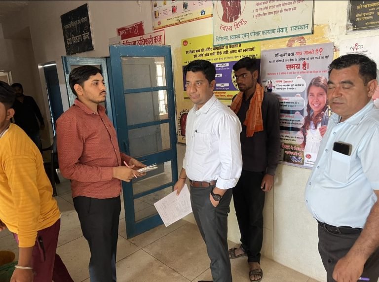 लोहावट एसडीएम ने किया पल्ली अस्पताल का निरीक्षण, नदारद मिले चिकित्साकर्मी