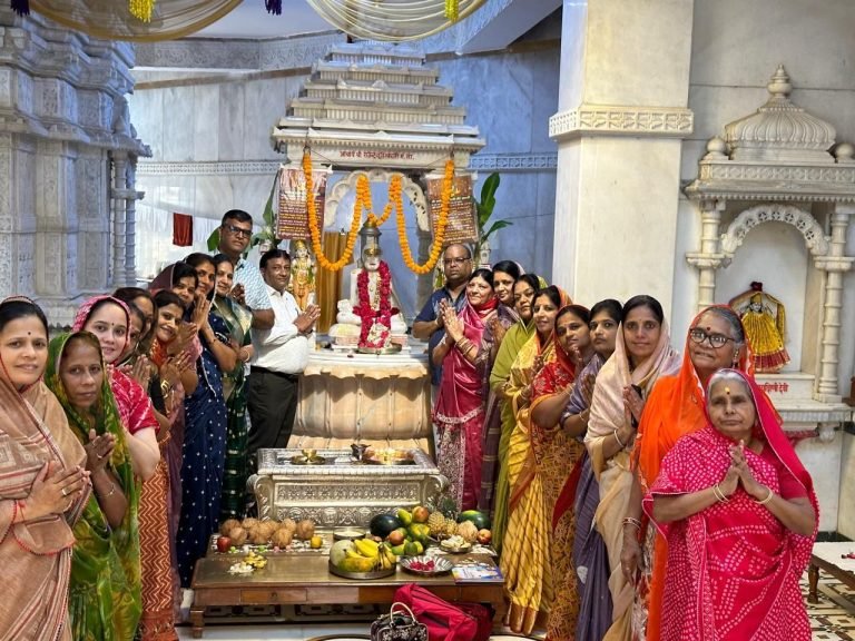 नवयुवक परिषद द्वारा विभिन्न धार्मिक कार्यक्रमों के साथ आचार्य की मनाई पुण्य तिथि