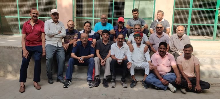 राजपूत स्वर्गाश्रम बी जे एस में हुआ कॉलोनी निवासियों द्वारा श्रमदान