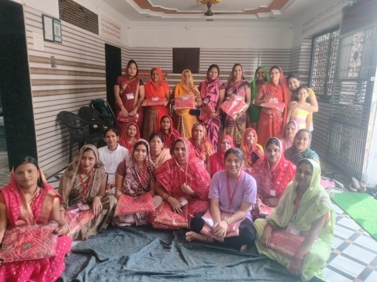 प्रजापति समाज महिला मंडल पाली की मीटिंग आयोजित