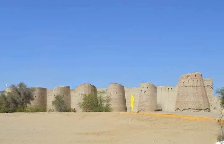 प्रशासन और पुरातत्व विभाग सीमा पर स्तिथ तीनों किलो हेतू तलाश रहे संरक्षित करने के विकल्प