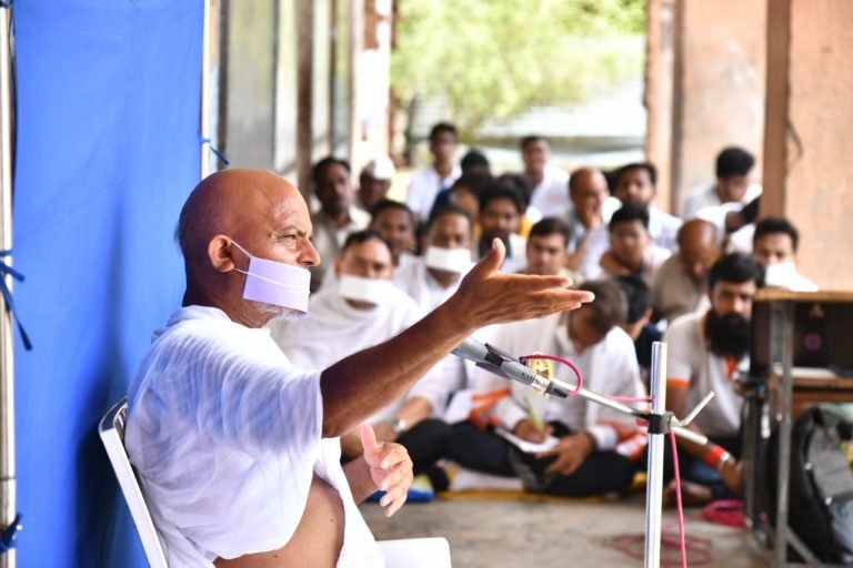 बदला मौसम का मिजाज, विलम्ब से विहार, अल्प समय में ही आचार्यश्री ने किया दूसरा विहार