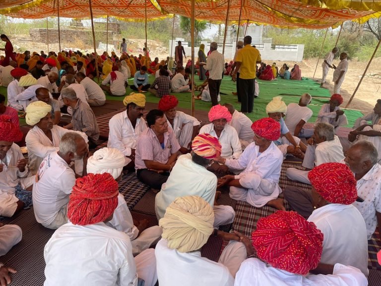 शीतला माता मंदिर की वर्षगांठ धूमधाम से मनाई