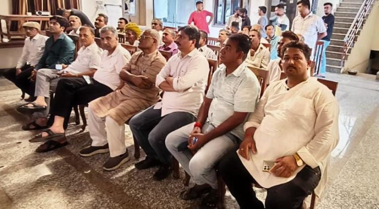 मन की बात कार्यक्रम सुना मन की बात का पहला एपिसोड 3 अक्‍टूबर 2014 को प्रसारित हुआ