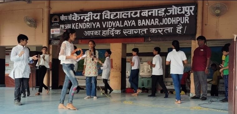 के वी बनाड़ में नाटक से दिया नशा मुक्ति का सन्देश