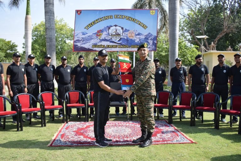 सप्तशक्ति कमान बुग्याल फाचू कैंडी ट्रेक अभियान का समापन