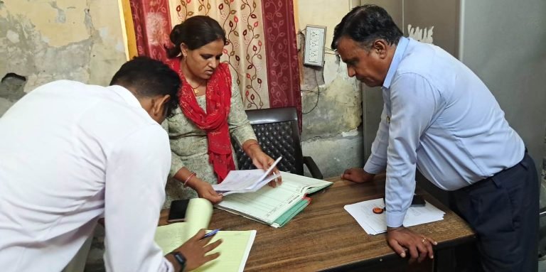 मुख्य कार्यकारी अधिकारी ने किया सखी केन्द्र का निरीक्षण