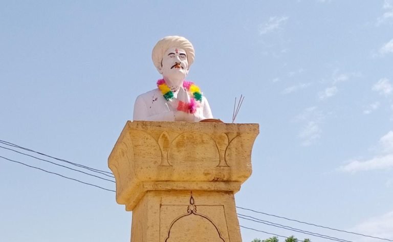 पूर्व सरपंच स्व. अमृतलाल चांडक की 36वीं पुण्यतिथि पर कियाश्रद्धा पूर्वक याद