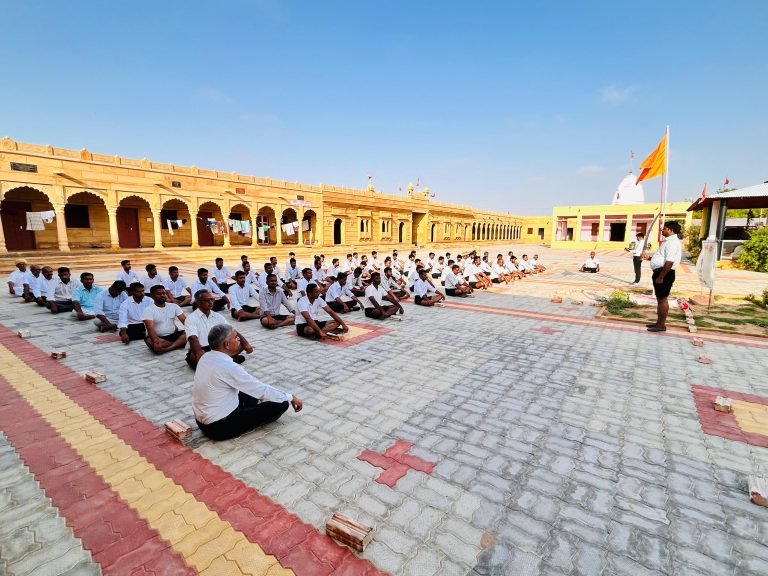 क्षत्रिय कर्मचारी शिविर के समापन पर कर्मचारी- अधिकारी संवाद का आयोजन