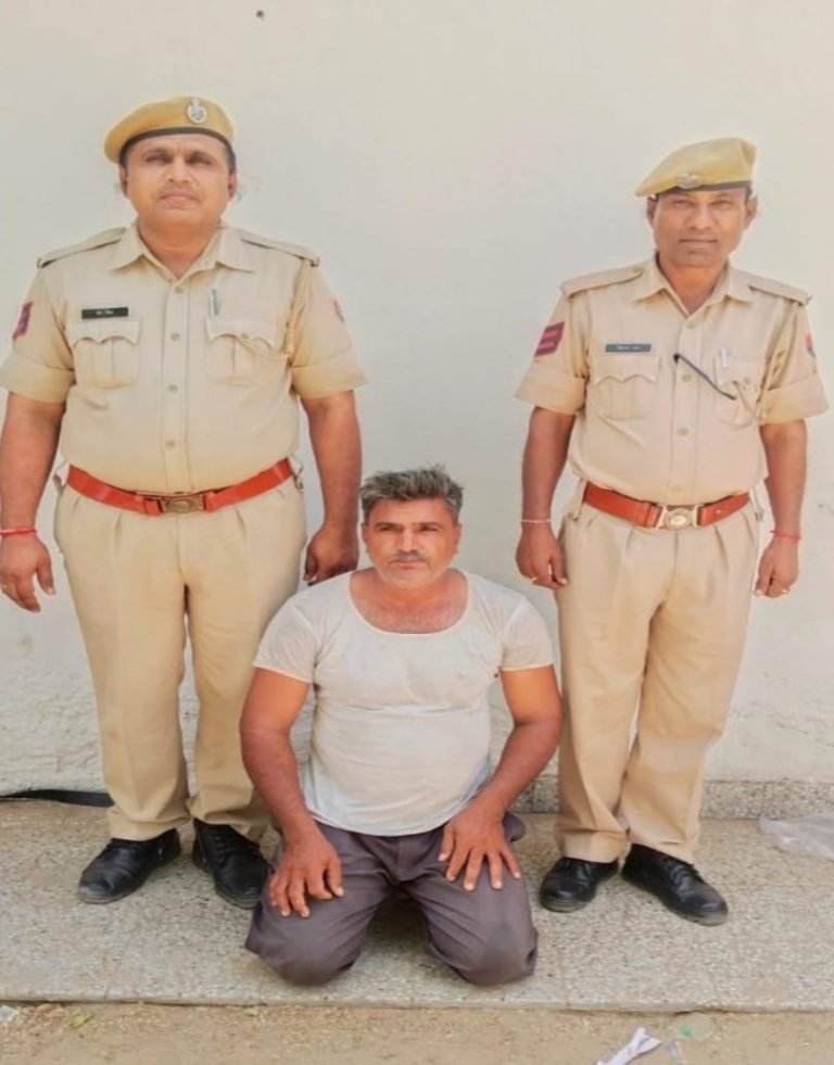 जसोल पुलिस द्वारा अवैध बजरी खनन माफियाओं के खिलाफ कार्यवाही