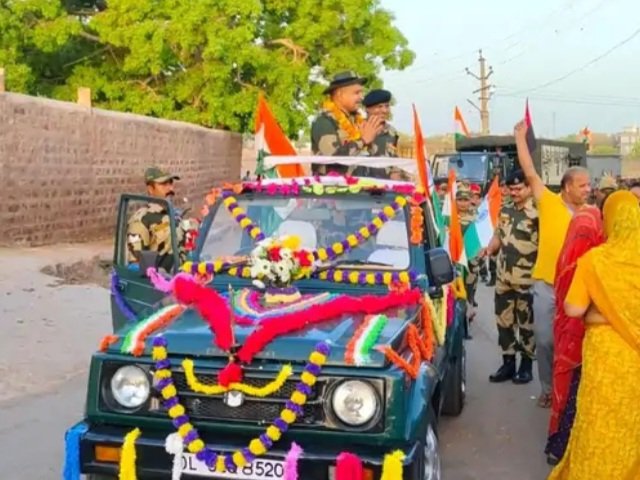 सीमा सुरक्षा बल ने निकाली तिरंगा यात्रा, कहा- देश की सुरक्षा करना हर नागरिक का कर्तव्य 