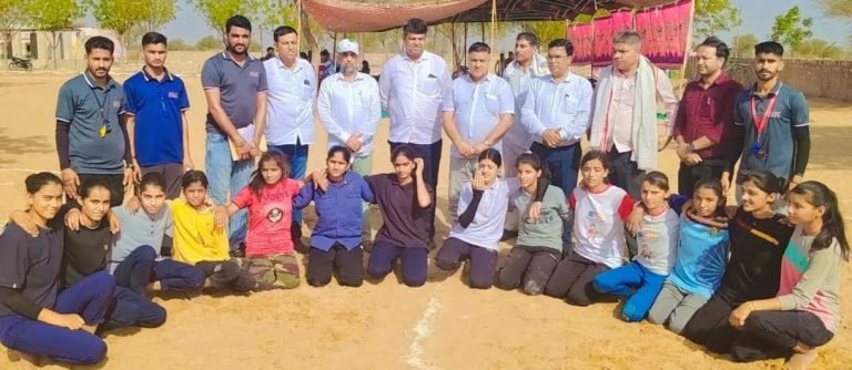 जिला शिक्षा अधिकारी ने प्रशिक्षण का किया अवलोकन