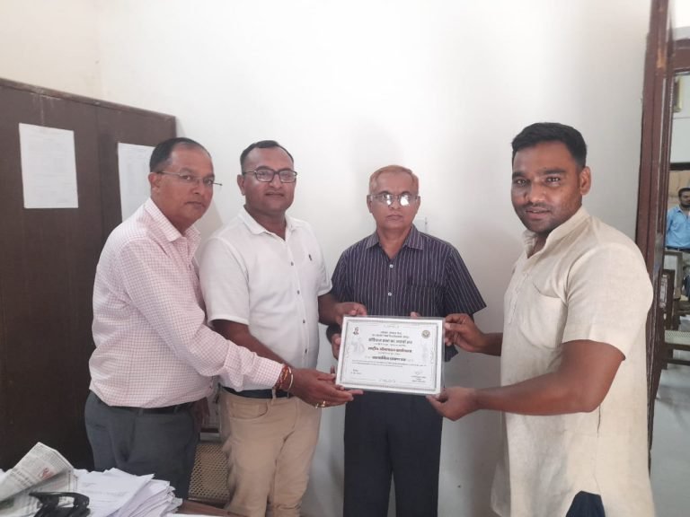 जय नारायण विश्वविद्यालय से संवैधानिक अध्ययन के लिए प्रशस्ति पत्र प्रदान