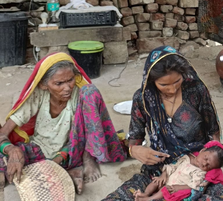 क्यों कुपोषित रह जाती हैं स्लम बस्तियों की महिलाएं?