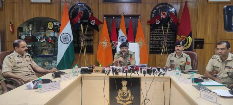 स्वतंत्रता दिवस पर बॉर्डर पर बीएसएफ अलर्ट