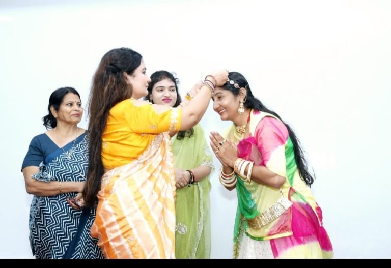 मरूधरा परिवार की महिलाओं ने मनाया सावन उत्सव