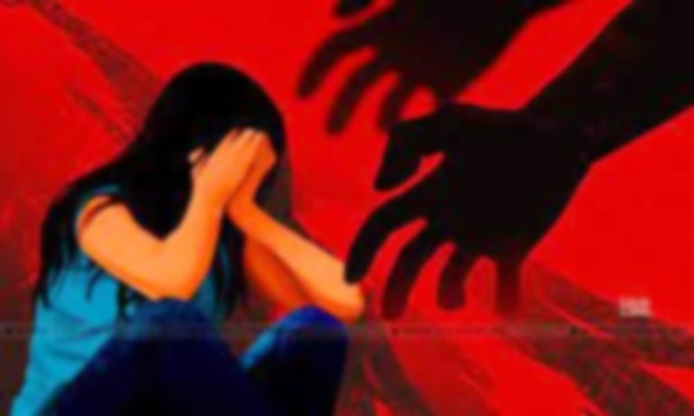 शहर फिर शर्मसार : महात्मा गांधी अस्पताल में ठेकाकर्मियों की घिनौनी करतूत, किशोरी से सामूहिक दुराचार