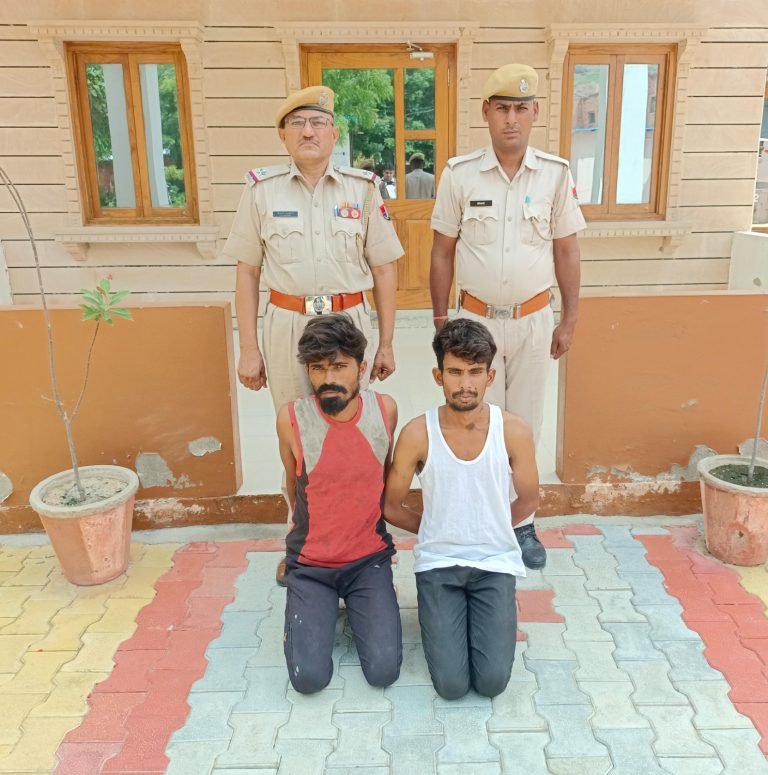 समदड़ी पुलिस द्वारा राजकार्य में बाधा पहुंचाने के प्रकरण में वांछित 02 आरोपी गिरफ्तार