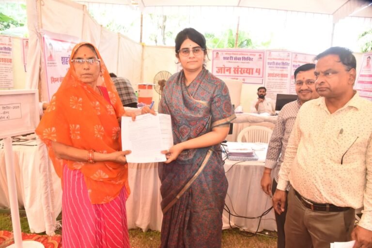 जेडीए के शहरी सेवा शिविर में आमजन का भारी रूझान