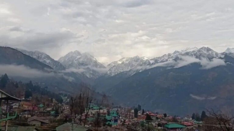 उत्तराखंड में न्यूनतम तापमान में अब आने लगी है तेजी से गिरावट